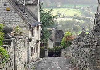 a back lane in Painswick